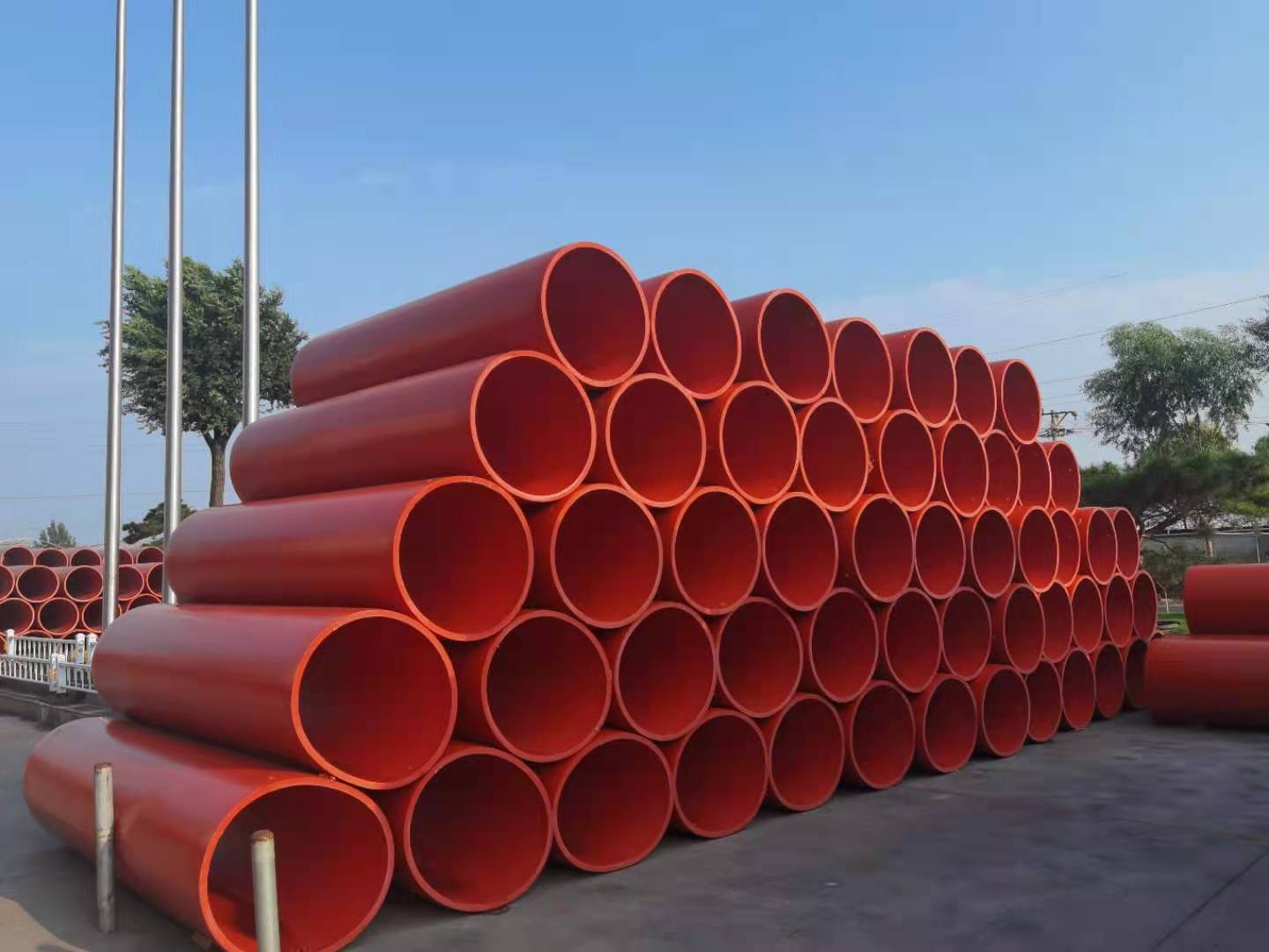 象山灣疏港高速鳳盤山隧道雙洞貫通 隧道逃生管(圖1) 象山灣疏港高速鳳盤山隧道雙洞貫通 隧道逃生管(圖1)