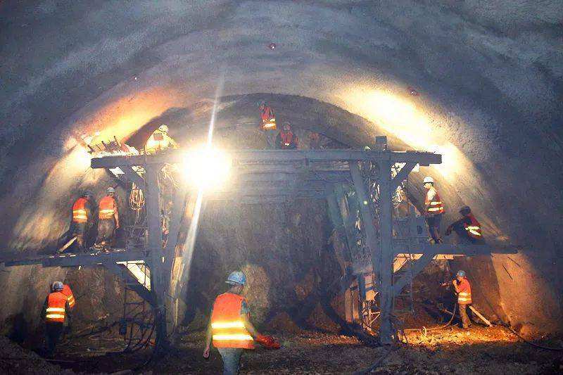 簡析隧道施工要點(圖1) 簡析隧道施工要點(圖1)